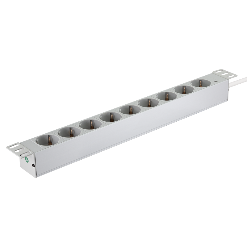 19" Steckdosenleiste 9-fach, lichtgrau