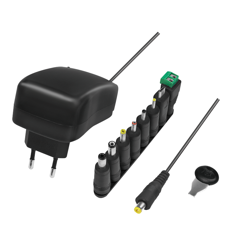 Universalnetzteil mit USB-Port, 3-12V, 29W Universalnetzteil mit USB-Port, 3-12V, 29W